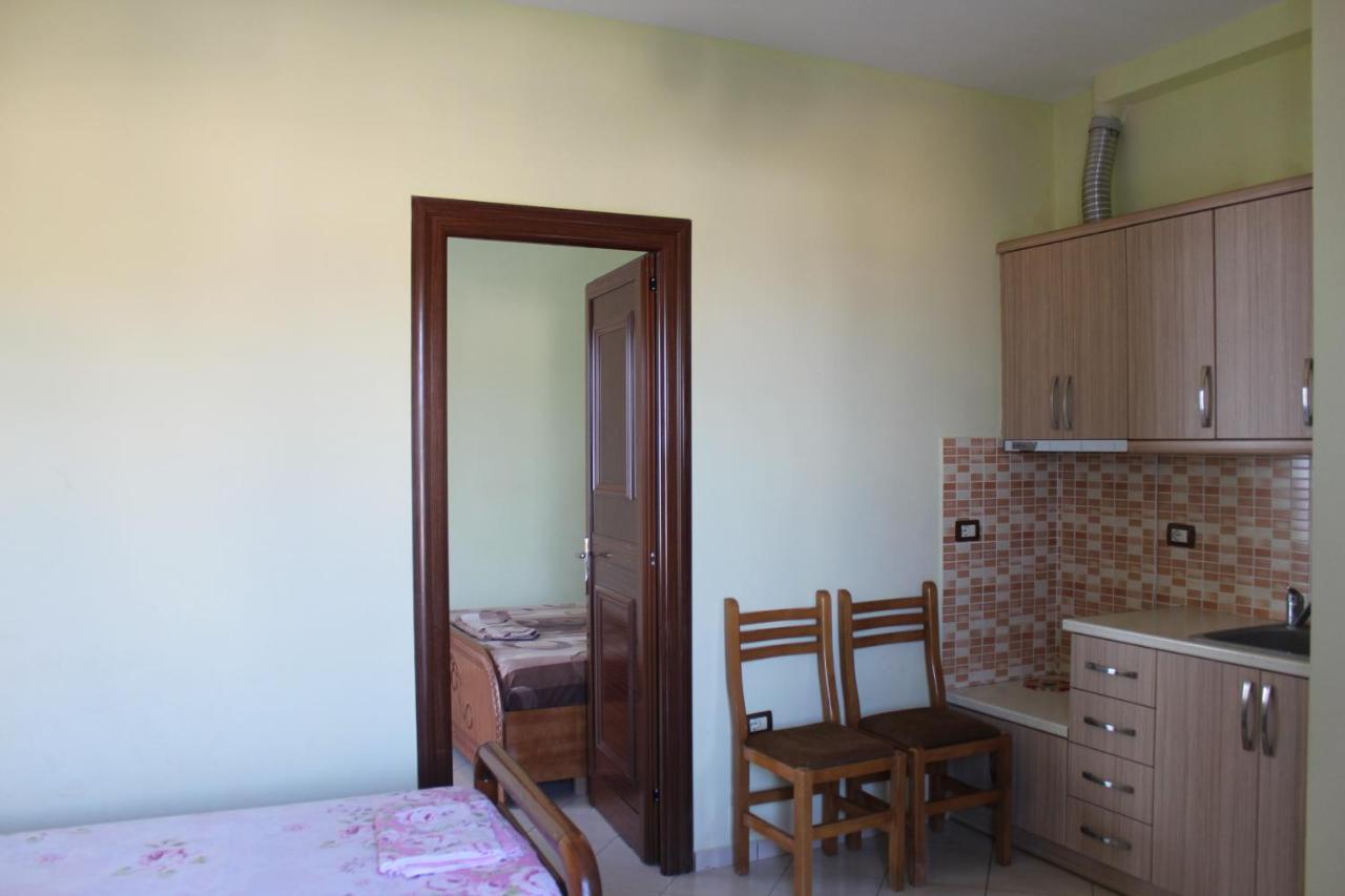 Esmeralda Hotel & Restaurant Ksamil Extérieur photo