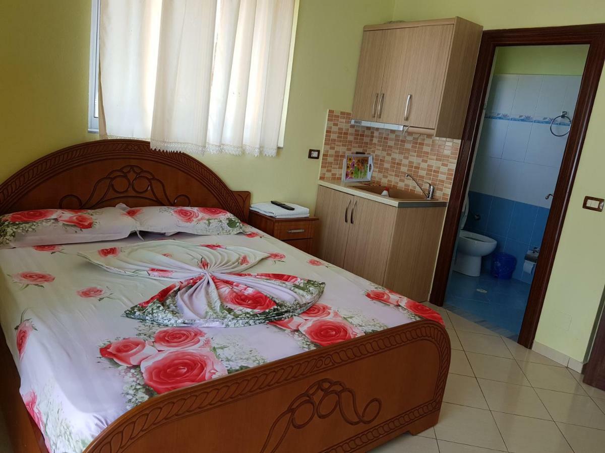 Esmeralda Hotel & Restaurant Ksamil Extérieur photo
