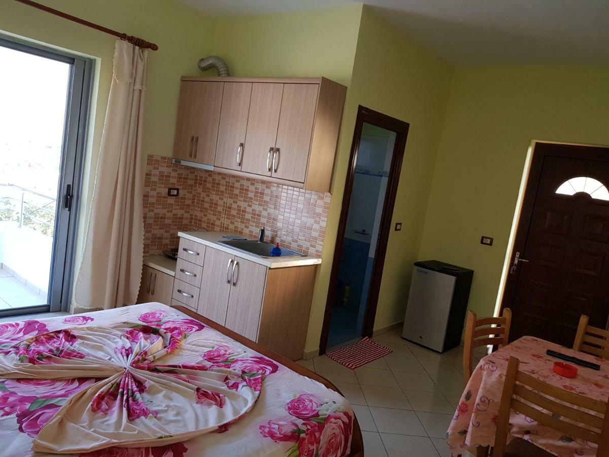 Esmeralda Hotel & Restaurant Ksamil Extérieur photo